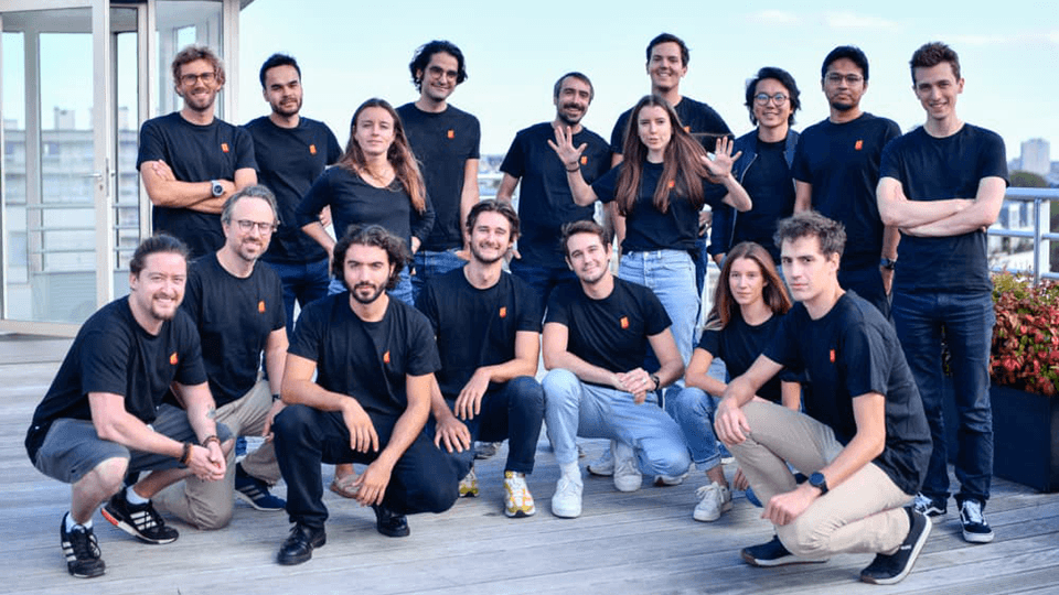 Mistral AI launches ‘Le Chat’ mobile chatbot