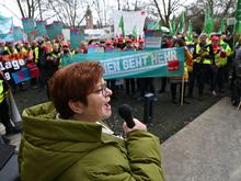 Öffentlicher Dienst: Warnstreik-Eskalation könnte Reisende treffen