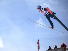 Wintersport: Deutsches Team gewinnt Mixed-Springen in Lake Placid
