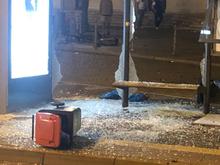 Zwei Linienbusse, eine Turnhalle, fast alle Haltestellen: Randalierer hinterlassen in Ostseestadt Kappeln Spur der Verwüstung