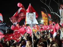 Türkei: Großdemo in Istanbul für inhaftierten Bürgermeister Imamoglu
