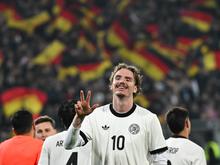 Mit Schwung zur EM: Von Kane gelernt: Dreierpacker Woltemade mit U21-Souvenir