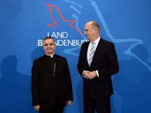 Katholische Kirche: Woidke würdigt Papst Franziskus: „Nah bei den Menschen“