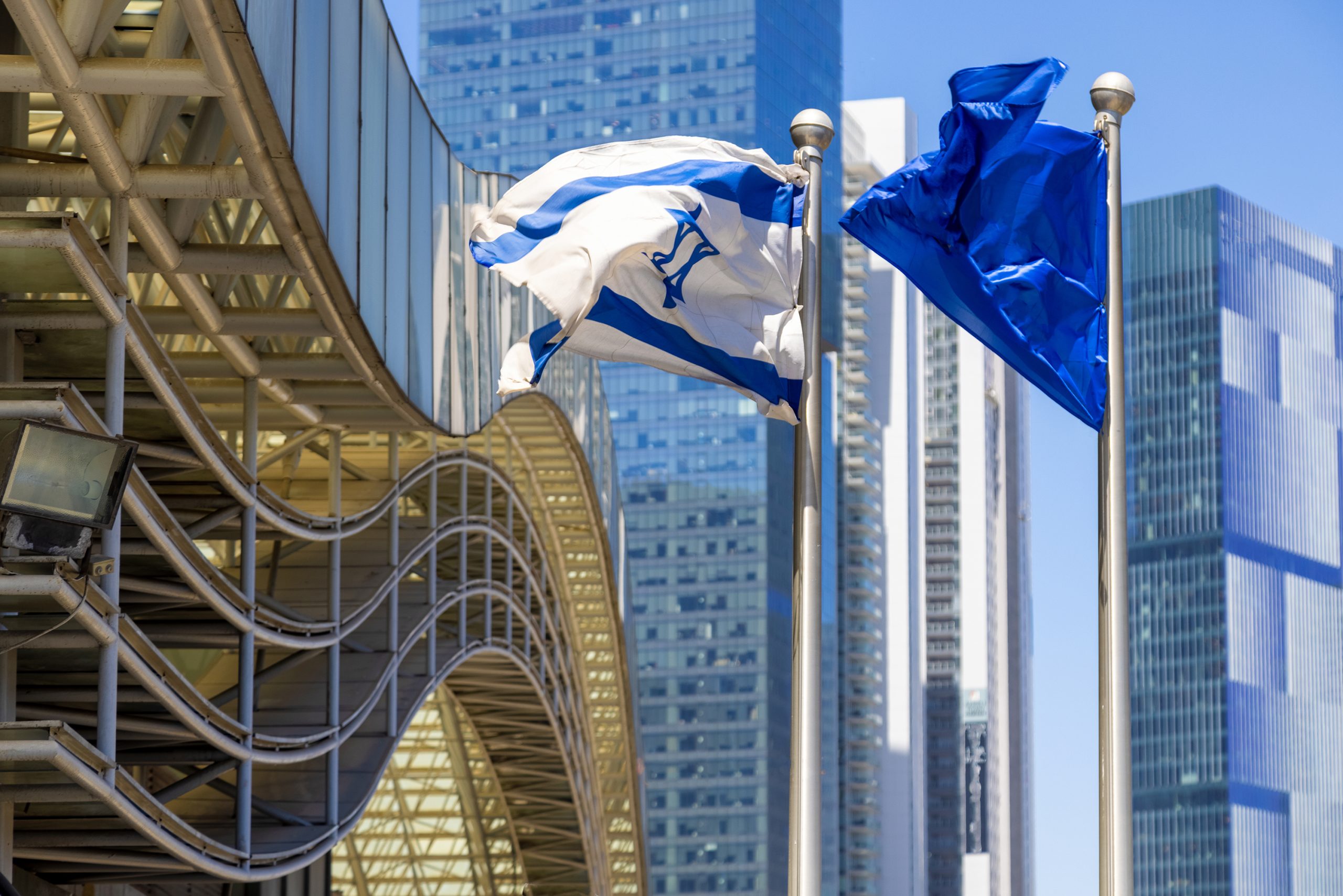 Israeli tech funding drops to $455m in April