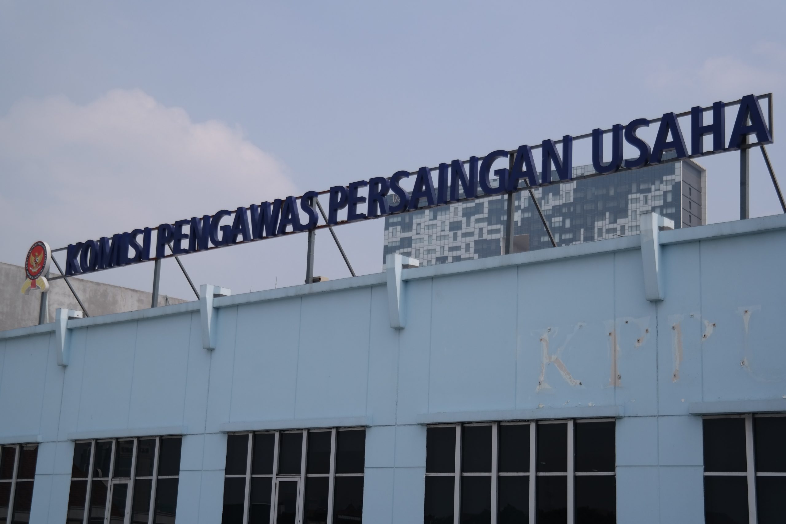 ID antitrust agency accuses 97 lending startups of cartel