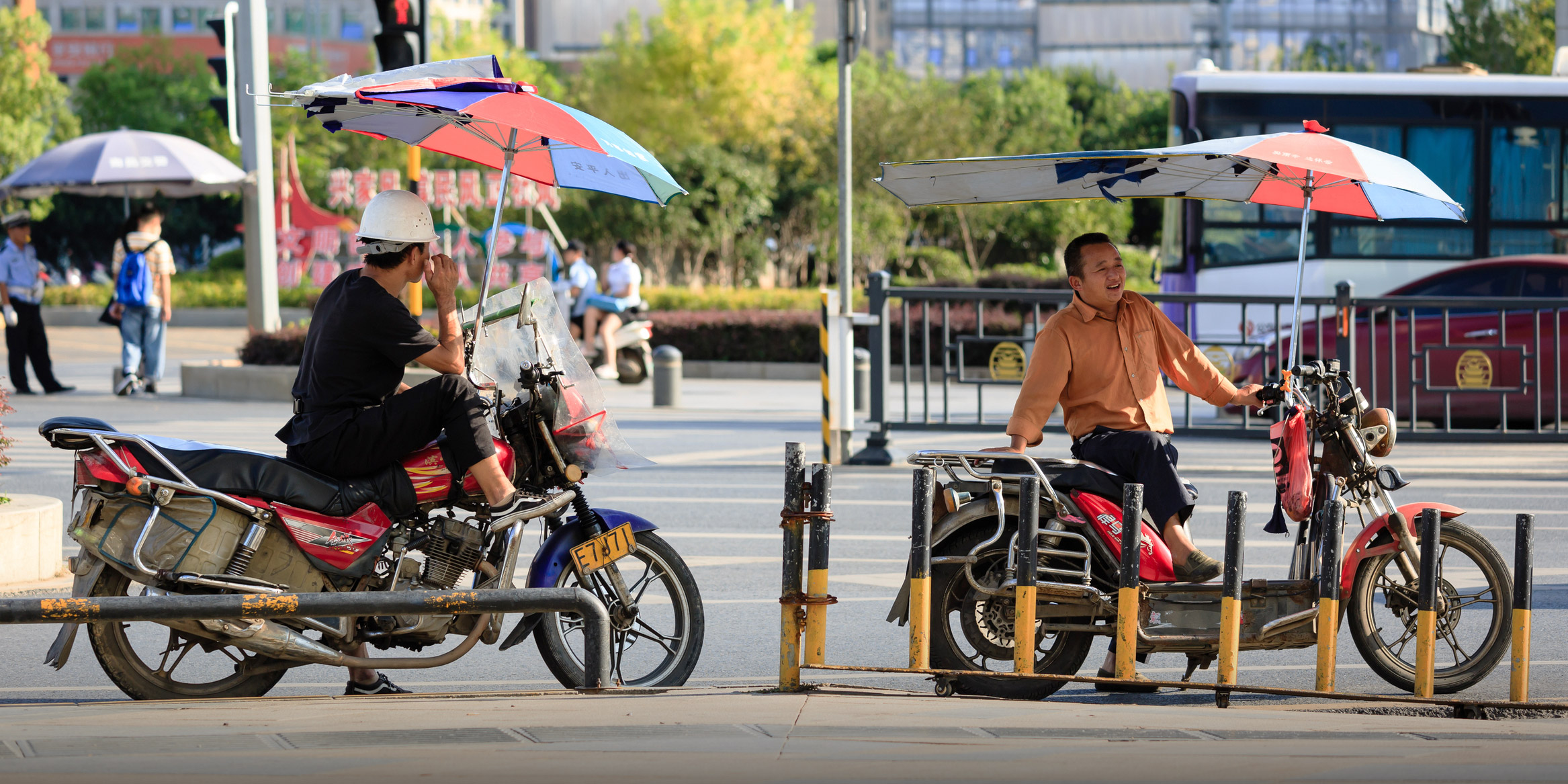 New Ride-Hailing Apps Bring Motorcycles to China’s Small Cities