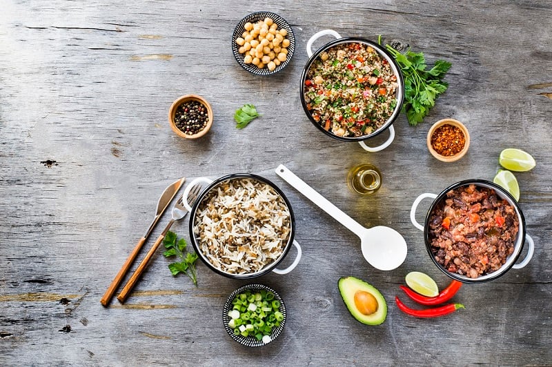 ヘルシア チョイス：抹茶オーツラテ、高タンパク質チョコレート