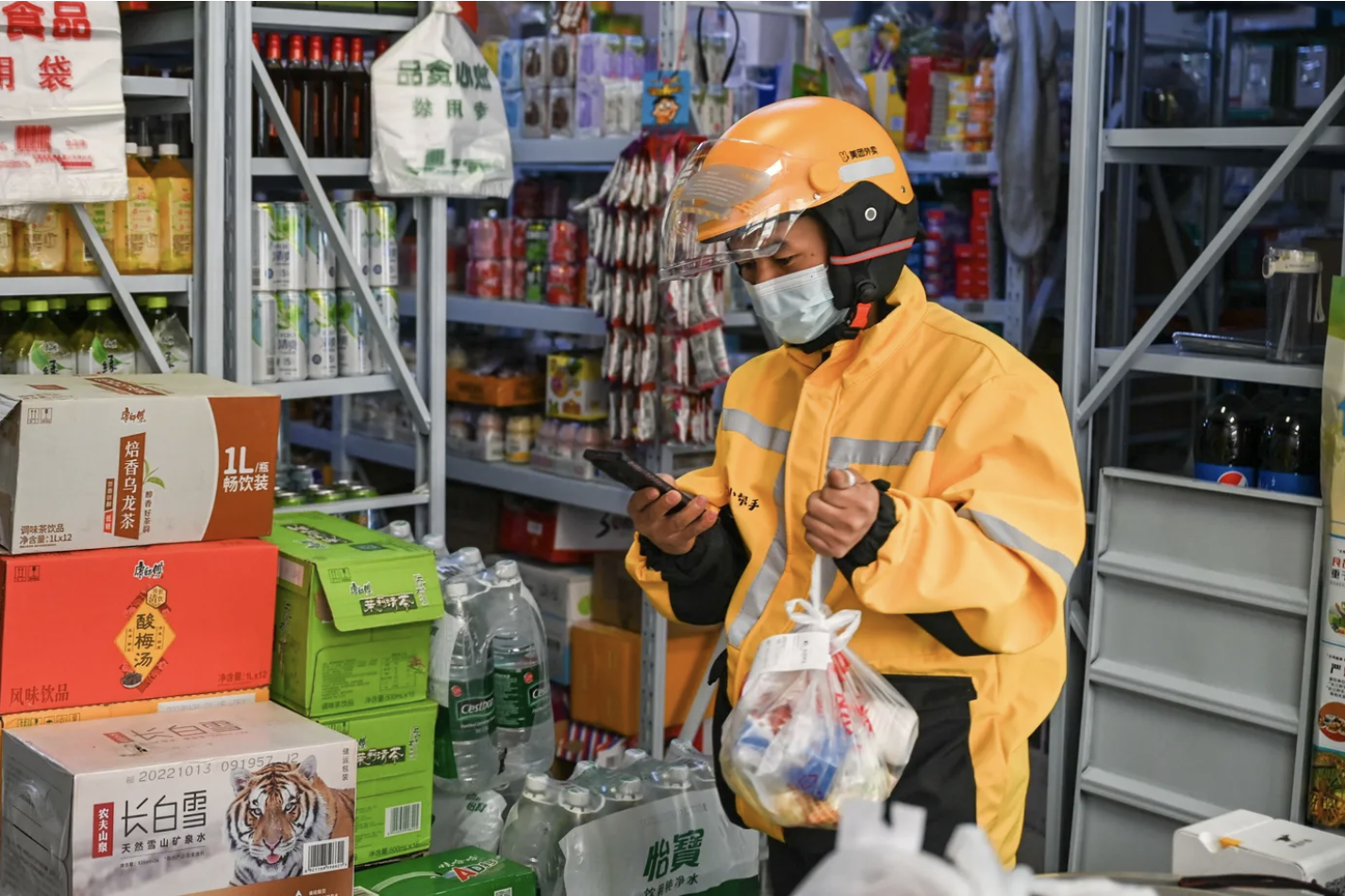 Flash sale platforms see 300% surge in smartphone sales in China