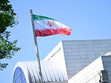 Vorfall bei Demonstration gegen politische Führung: Mann attackiert Mahnwache vor iranischer Botschaft in Berlin