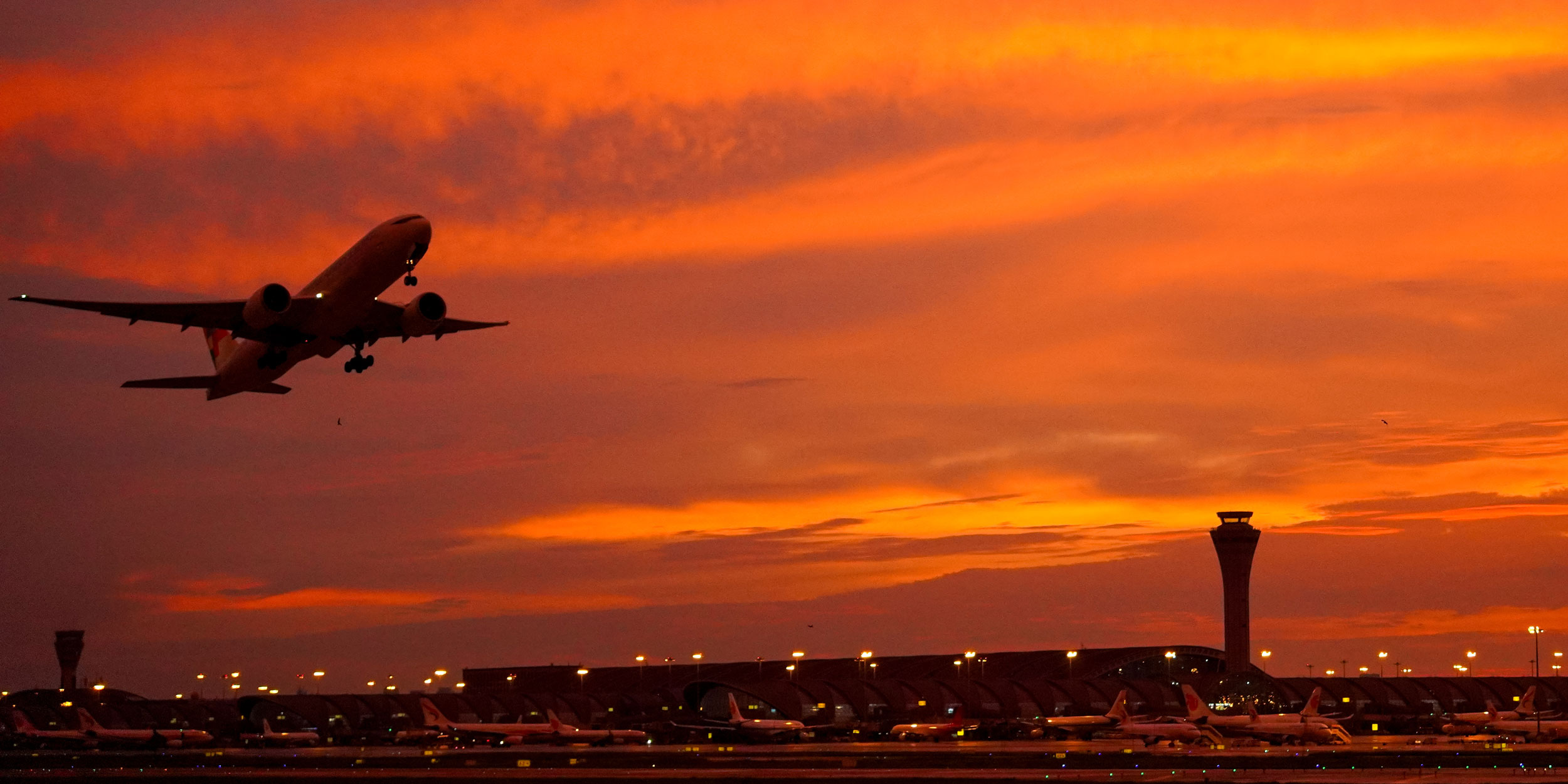 In the Clouds: Weather Blogger Shines With Sunglow Forecasts