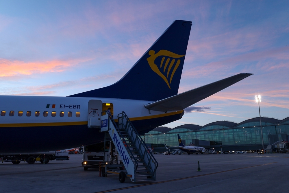 阿利坎特機場在無人機目擊事件後關閉