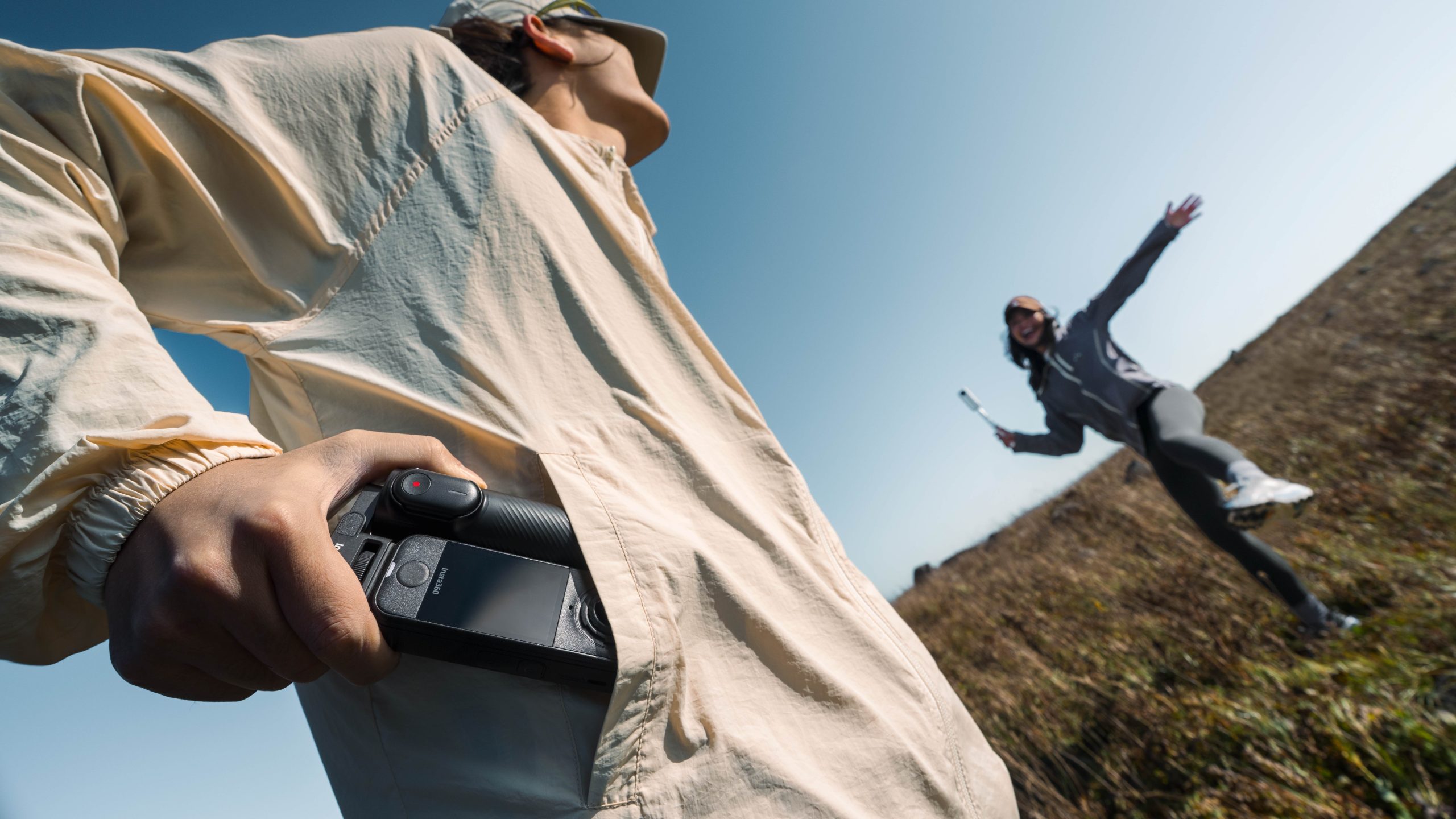 Insta360 launches X4 Air 8K 360° camera with lighter body and AI editing