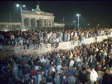 9. November: Kein Vergessen: Umfrage zeigt Interesse an DDR-Geschichte