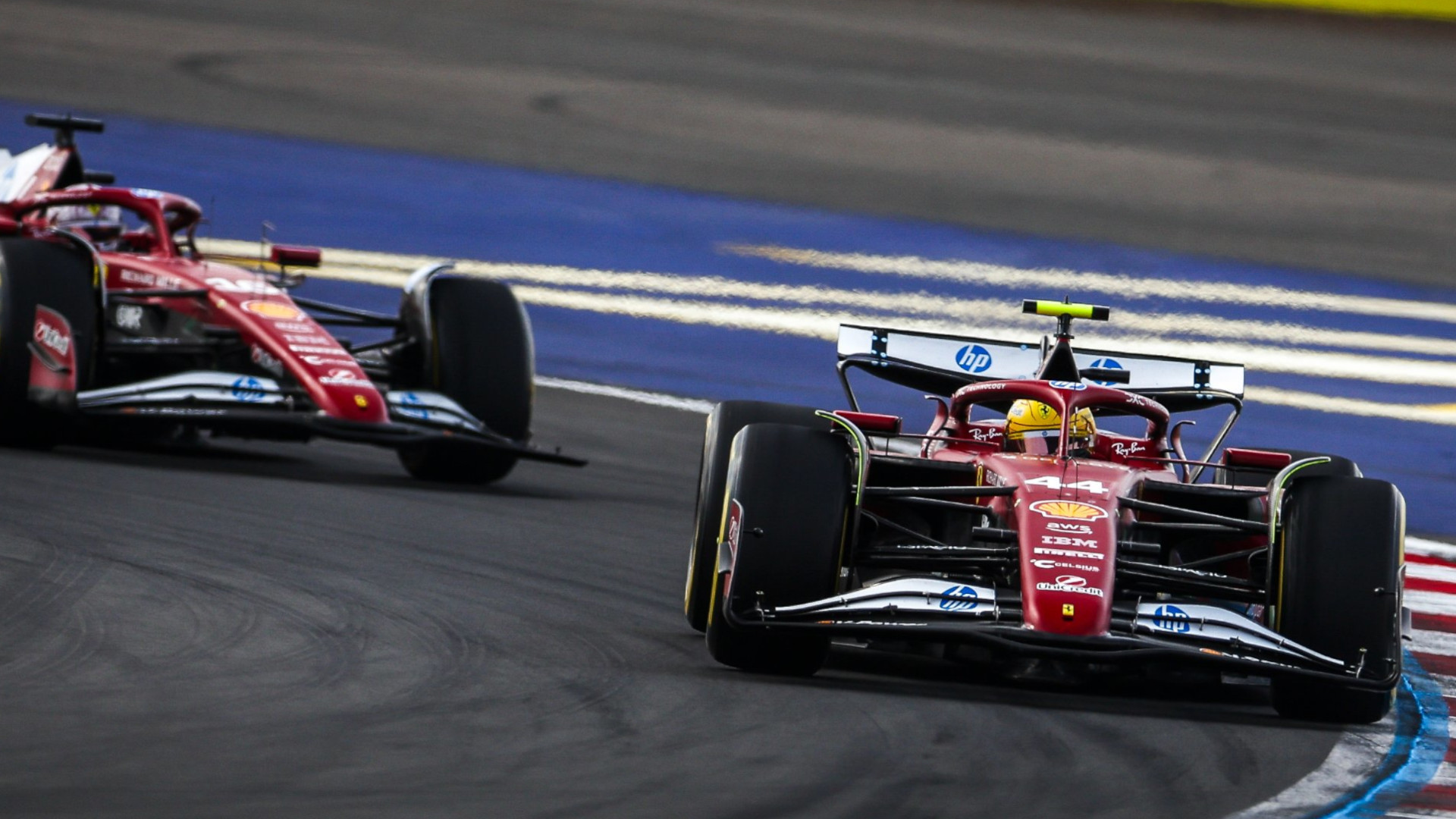 法拉利董事長表示，車手們沒有“達到標準”，他們應該“多專注，少說話”