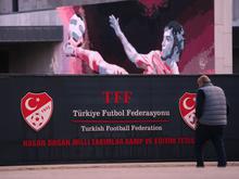 Fußball: Türkischer Wettskandal: Club fehlen 17 gesperrte Spieler