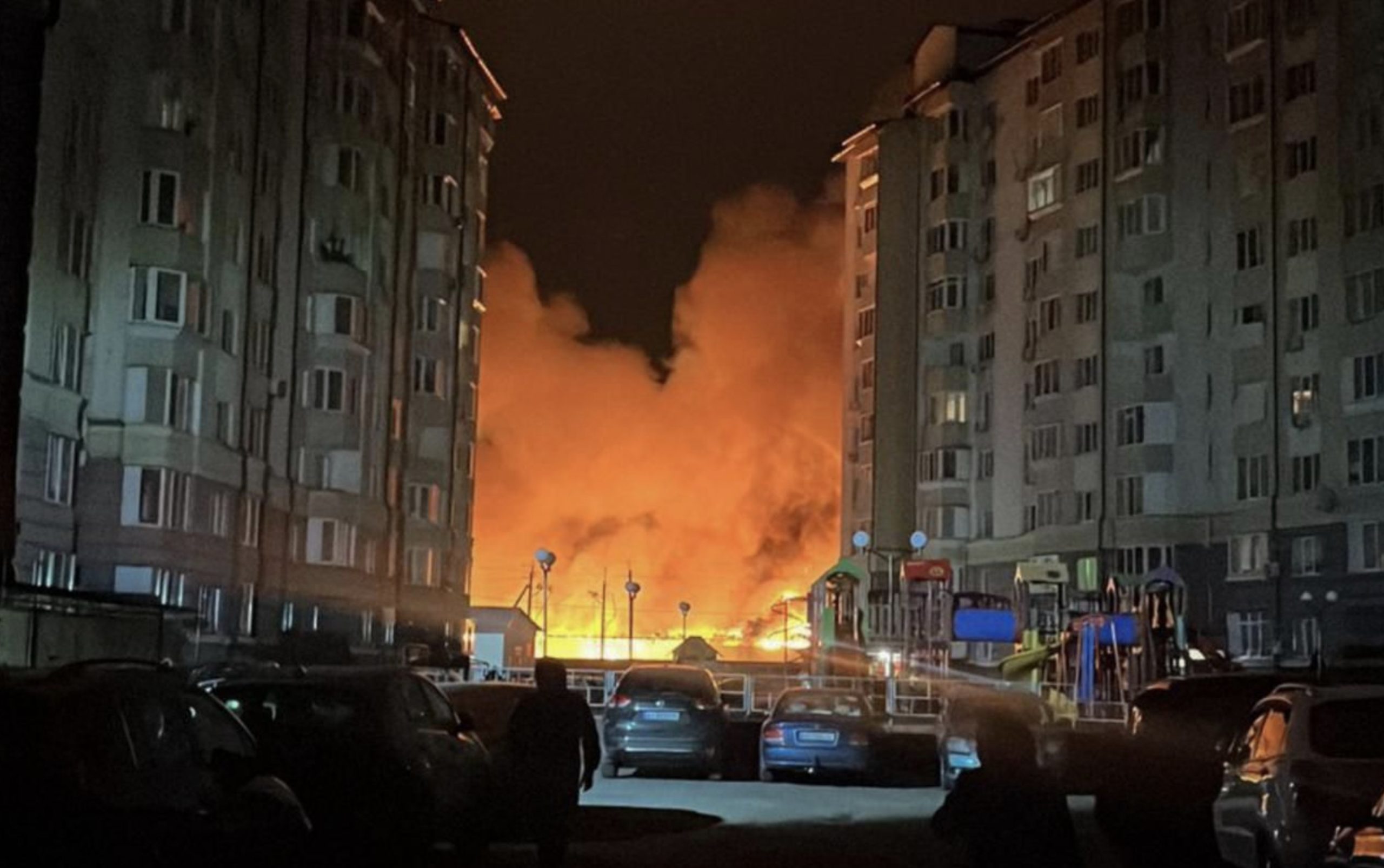 俄羅斯對烏克蘭發動大規模夜間攻擊：650架無人機和51枚飛彈