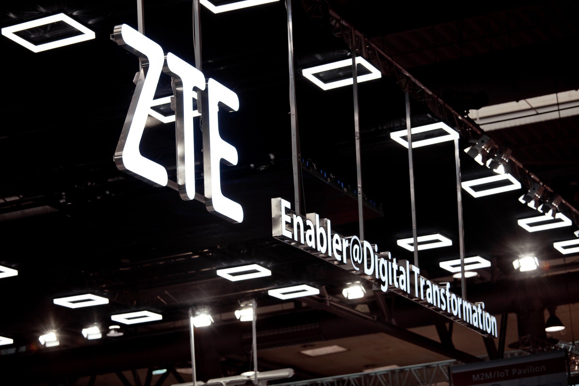 ZTE may face over $1 billion US penalty amid new overseas bribery probe
