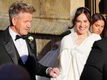 Hochzeit: „So glücklich“: Gordon Ramsay begleitet Tochter zum Altar