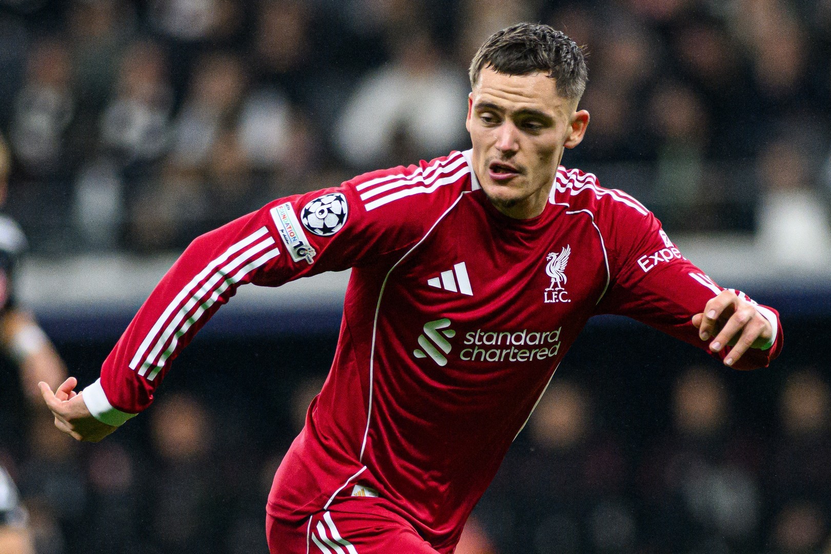 利物浦與阿森納戰平，但情感上卻被激勵離開