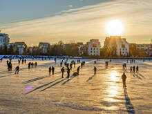 Eisdecke nach starkem Frost: Warum Berlin seine Seen nie freigibt