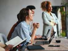 „Das Gefühl, etwas Gutes für andere zu tun“: Was uns im Job wirklich glücklich macht