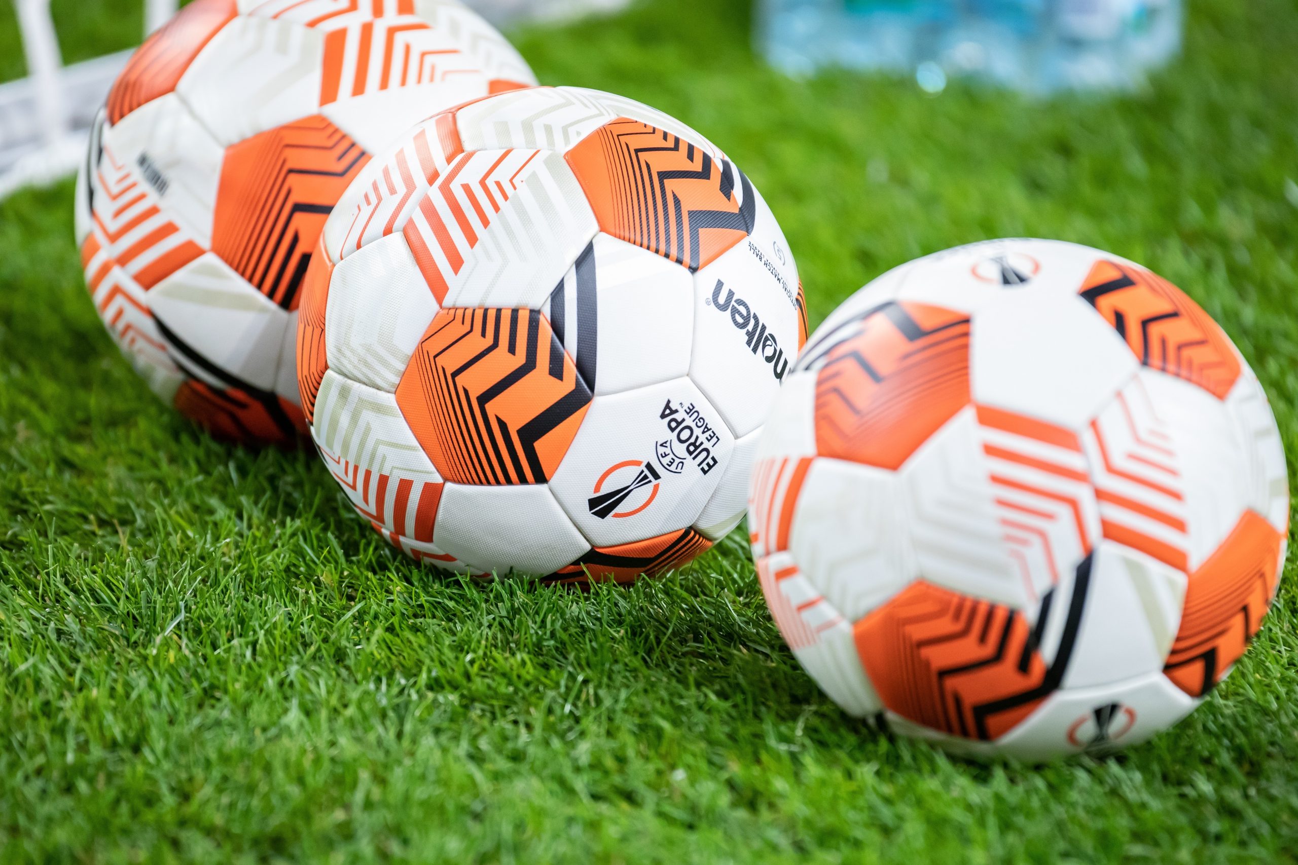 1月22日星期四後的歐霸盃賽果及晉級附加賽的選手