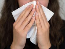 Effekt über vier Jahre: Hoher Krankenstand kostet Wirtschaft bis zu 160 Milliarden