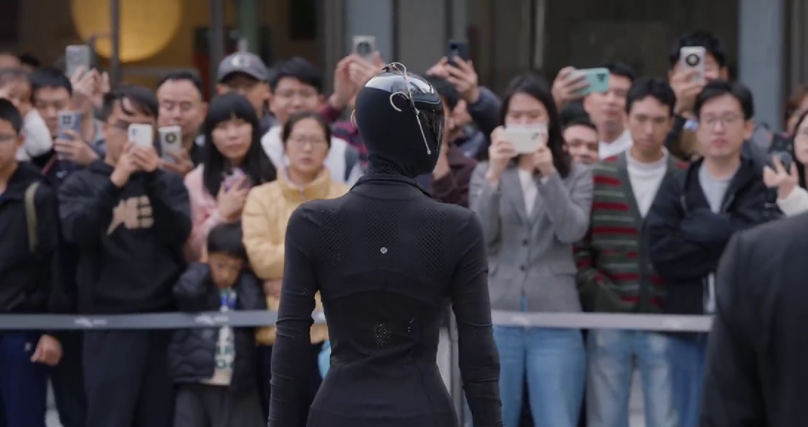 Xpeng’s humanoid robot IRON falls at debut, CEO calls it part of learning process