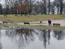 Schüsse in Berlin: Mann im Volkspark Friedrichshain angeschossen und lebensgefährlich verletzt