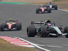 Desaster für McLaren: Youngster Antonelli bejubelt in China Formel-1-Premierensieg
