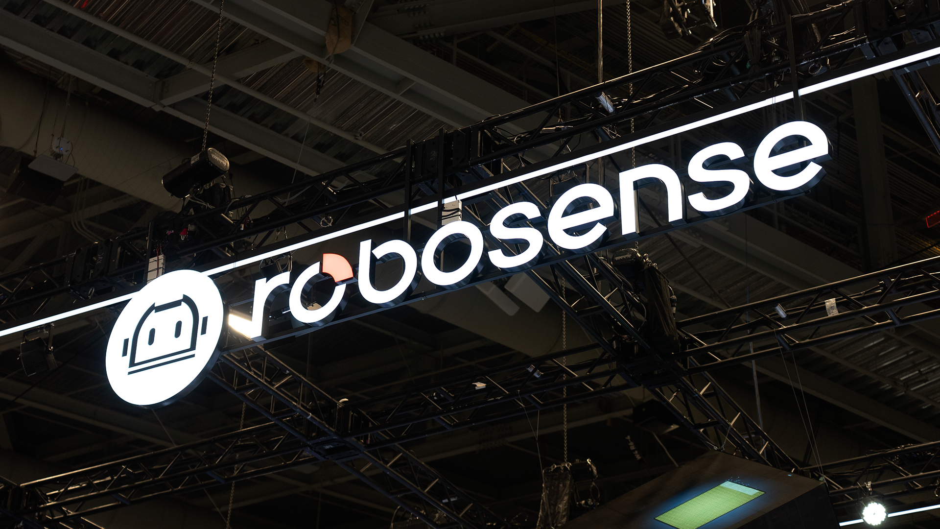 RoboSense posts first quarterly profit as robotics business leads 2025 growth