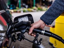 Teurer Sprit: Preisschock an der Tankstelle: Hubig für wirksame Entlastung