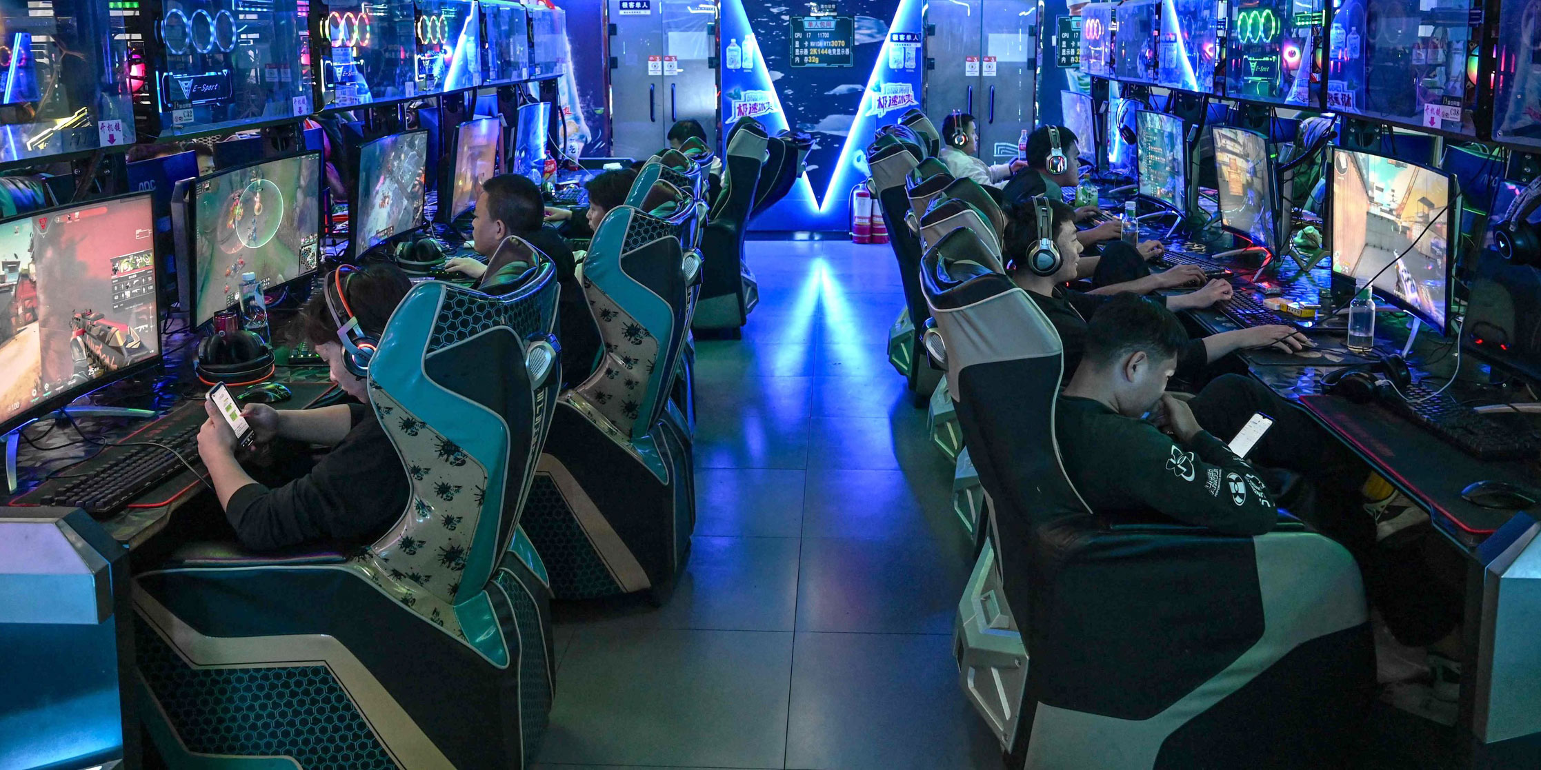 The Internet Café Never Really Died in China. Now It’s Booming.