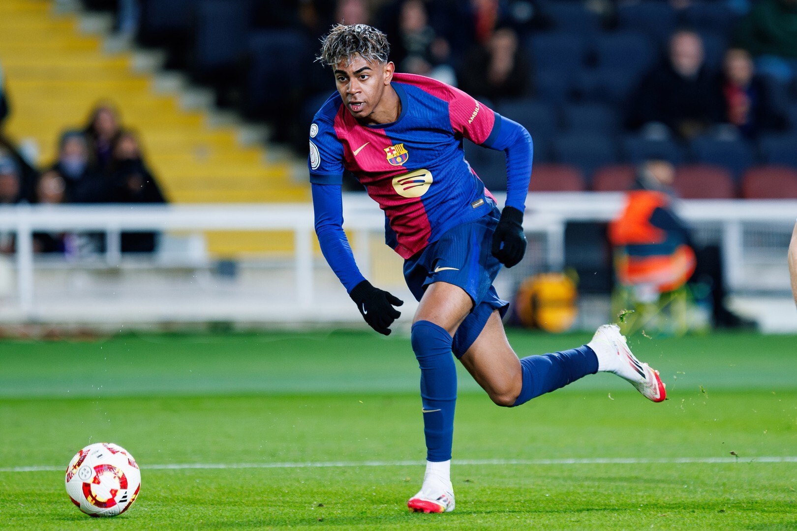 拉米內·亞馬爾在歐冠對陣馬競前挑戰西蒙尼，堅信逆轉