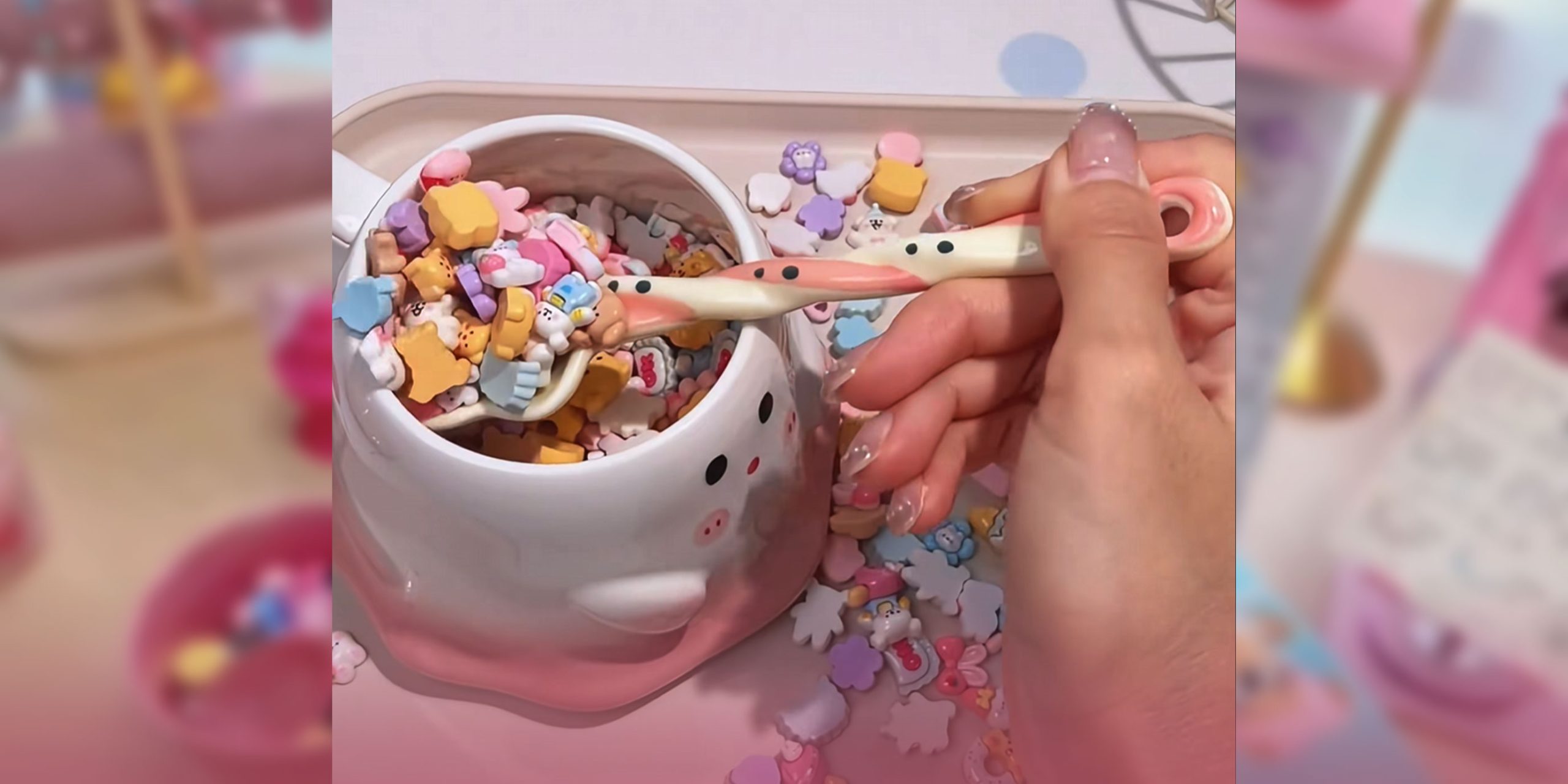 ‘Blind Scoop’: The Online Shopping Craze Taking Hold of China