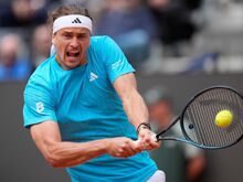 French Open im Tennis: „Dran glauben“: Zverev fordert Sinner für Grand-Slam-Traum