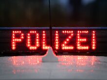 Kollegen konnten ihn kaum einholen: Berliner Polizist rast zum Dienst – Führerschein weg