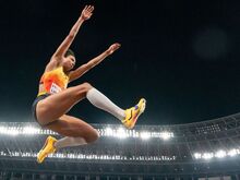 Leichtathletik: Mihambo siegt zum Saisonstart
