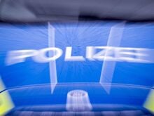 Nächtliche Kontrolle in Berlin: Autofahrer flüchtet und verletzt Polizisten