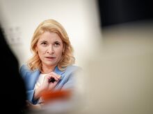 Fernverkehr auf der Schiene: Palla warnt vor „ungesteuertem Wettbewerb“ im Fernverkehr