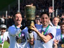 Regionalliga Nordost: Drittliga-Absteiger Aue hält nach Bär auch Torhüter Männel