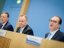 Frühjahrskonferenz in Hamburg: Appell an Innenminister: Mehr Schutz vor rechter Gewalt