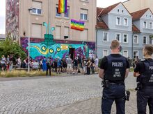 Mutmaßlicher Rechtsextremismus: Mahnwache nach mutmaßlich rechten Angriffen in Cottbus