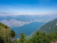 Unglück: Deutscher stirbt bei Absturz mit Gleitschirm am Gardasee