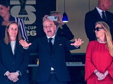Dauergast in Stadien: Infantino fliegt während WM mehr als zweimal um die Erde