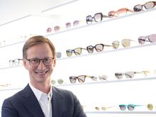 Handel: Fielmann: „Augenlasern ist ein Luxus für Reiche“