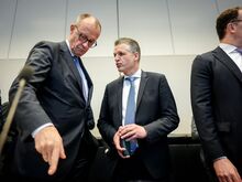 Kanzler unter Druck: Acht Personalwechsel und eine verpasste Chance